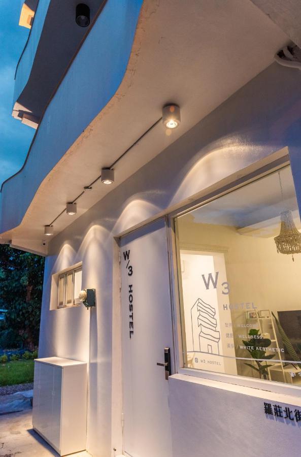 W3 Hostel Luodong Exterior photo