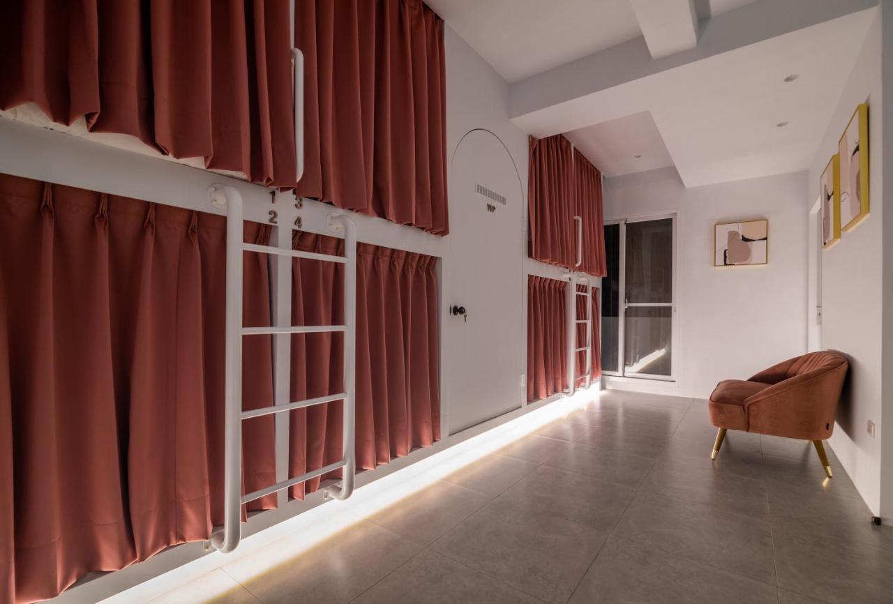 W3 Hostel Luodong Exterior photo